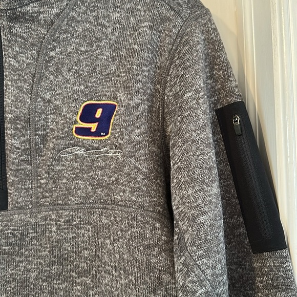 NWOT Men’s Antigua Charcoal Gray Chase Elliott #9 NASCAR Cup Series Pullover - Picture 4 of 10
